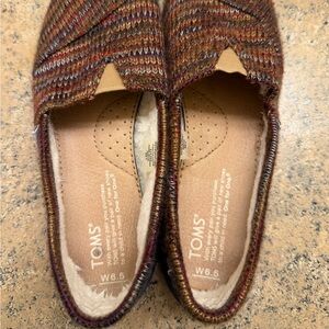 Toms Fleece Lined wool slip on Size 6.5